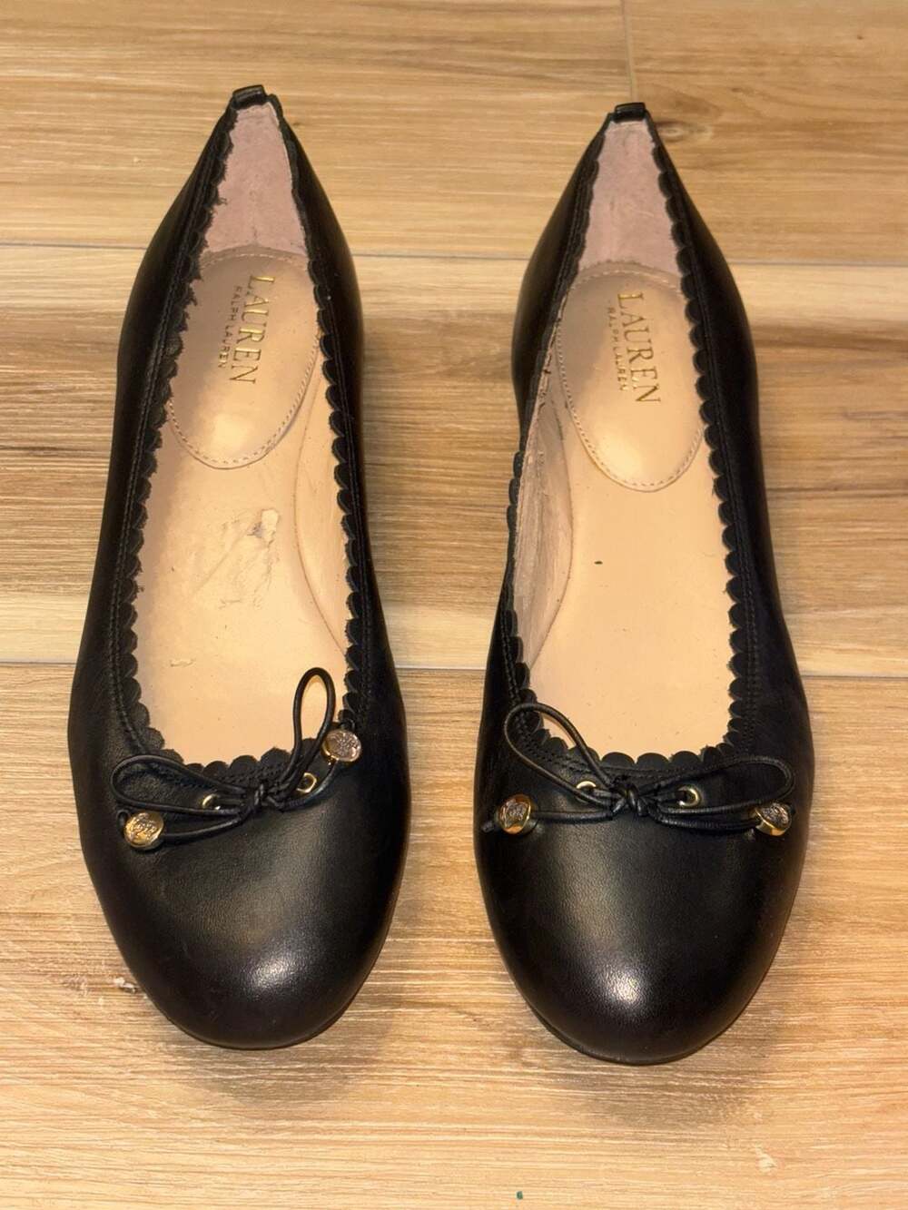 Lauren Ralph Lauren Glennie Scallop-Trim Leather Ballet Flats with tag